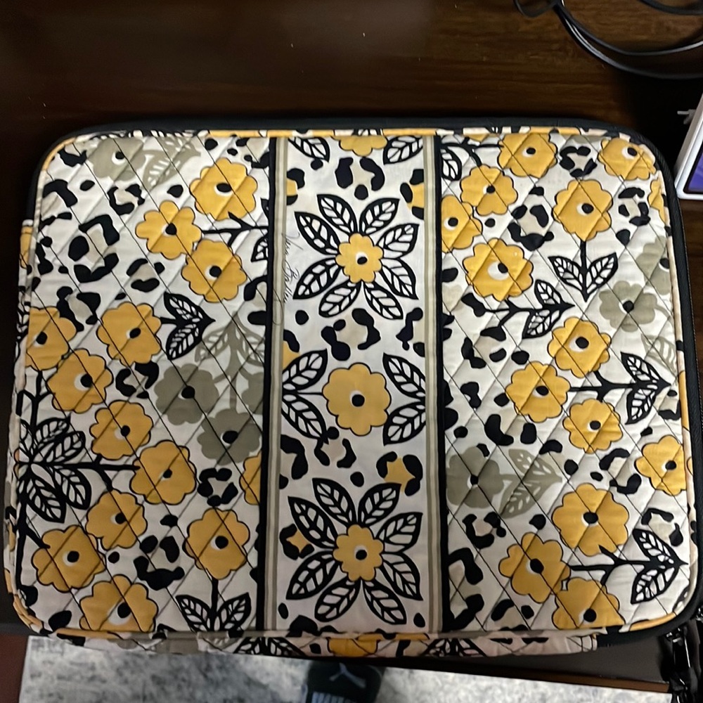 vera bradley laptop case
